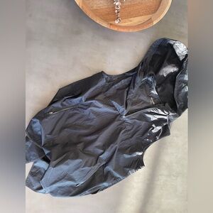 Ivy park pull over vest with hood